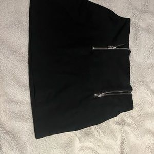 Forever 21 black skirt